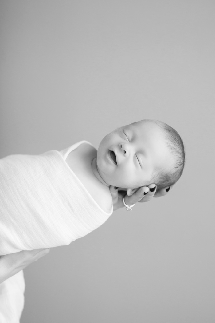 newborn, twin, twins, houston, photographer, photography, baby, babies, b/w, black and white
