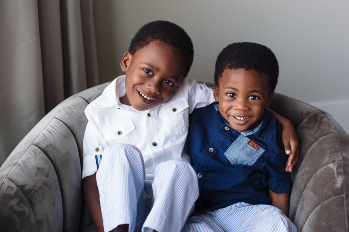 houston lifestyle photography, family photography, family photo shoot at home, black family, nigerian family, african family, children, child, brothers, kelli nicole photography, kelli nicole